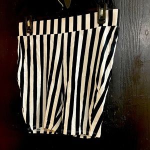 Torrid - Plus Size Striped Vertical Biker Shorts - 1X